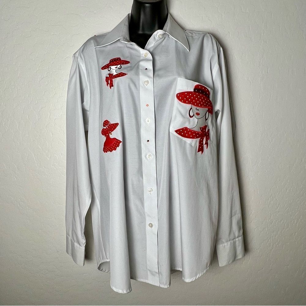The Red Hat Society Embroidered White Button Down Applique Shirt Long Sleeve M